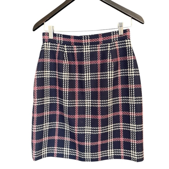 Brooks Brothers Dresses & Skirts - Brooks Brothers Red Fleece size 2 EUC wool blend red/navy Plaid Pencil Skirt